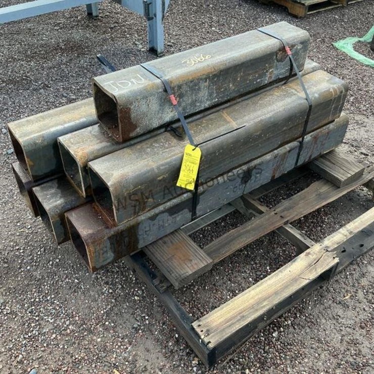 PALLET OF 6IN X 6IN SQUARE TUBING