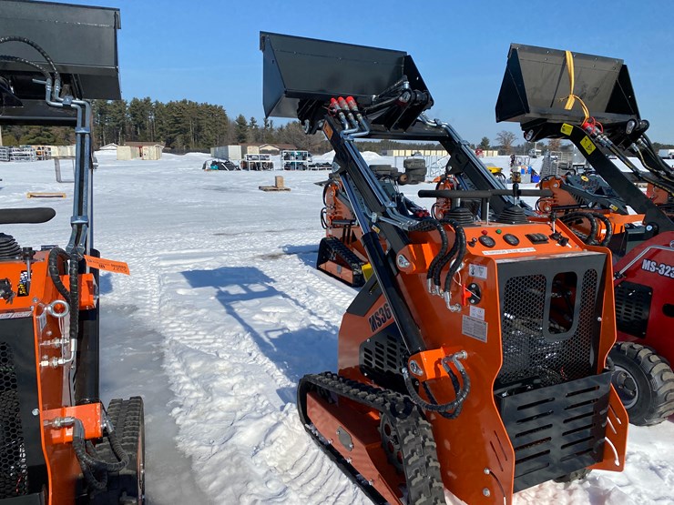 #5326-•-mms-mini-skid-steer-loader-image-3