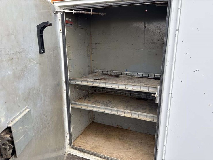 2007-ford-f550-image-13