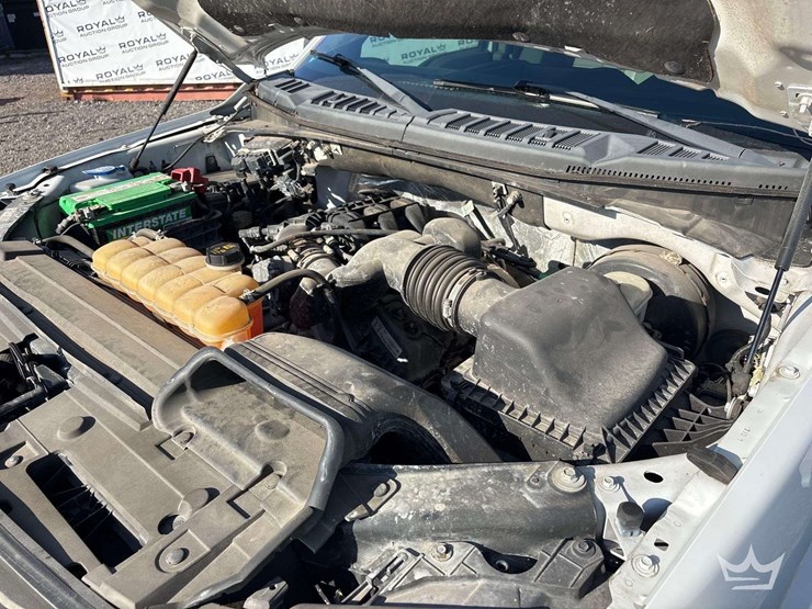 2016-ford-f-150-ext.-cab-pickup-truck-image-6