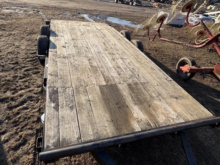 7'-x-18'-tandem-axle-trailer-image-3