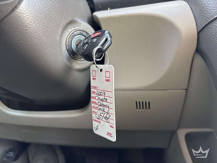 2007-toyota-camry-sedan-image-32