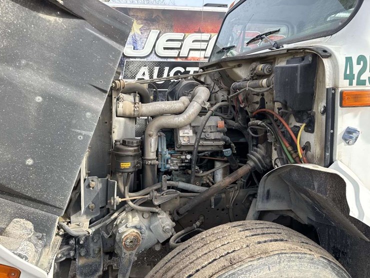 1999-international-4900-image-27