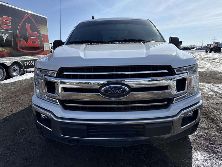 2019-ford-f150-xlt-image-8