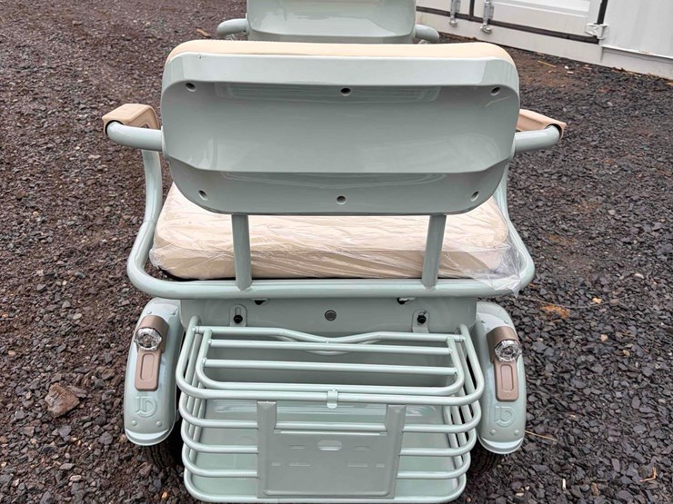 unused-irgc40-battery-powered-mini-golf-cart-image-4