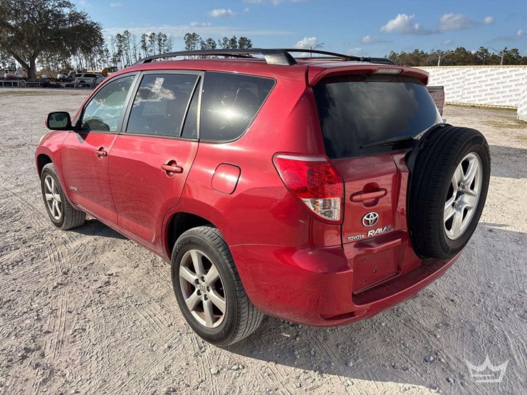 2007-toyota-rav4-image-4