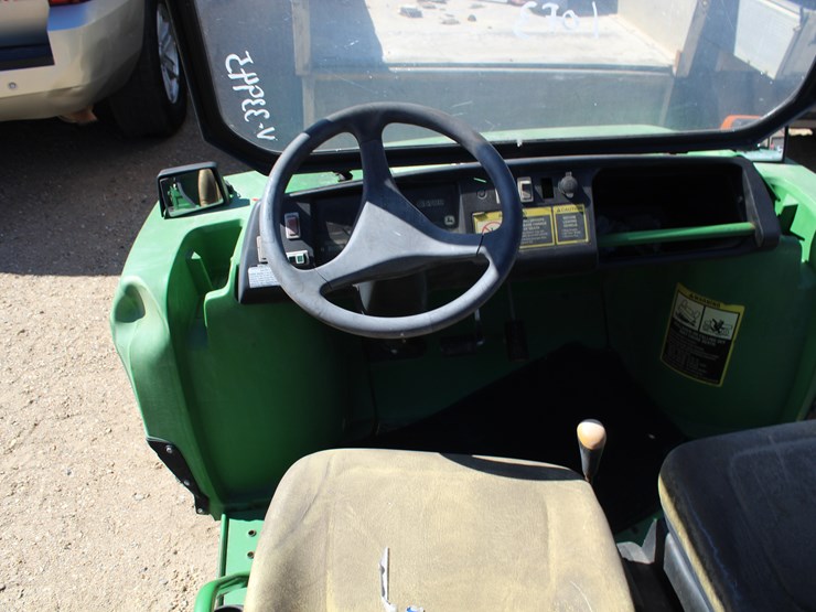john-deere-gator-image-5