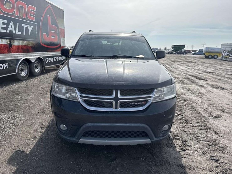 2013-dodge-journey-image-6