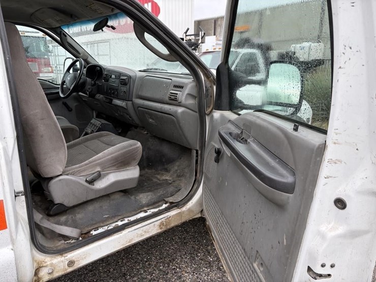 2007-ford-f450-image-9