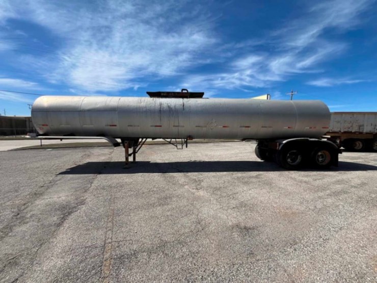 1986-vim-tack-tanker-trailer-image-5