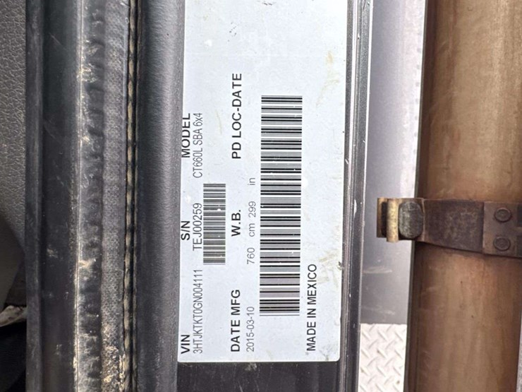 2016-caterpillar-ct660-image-36