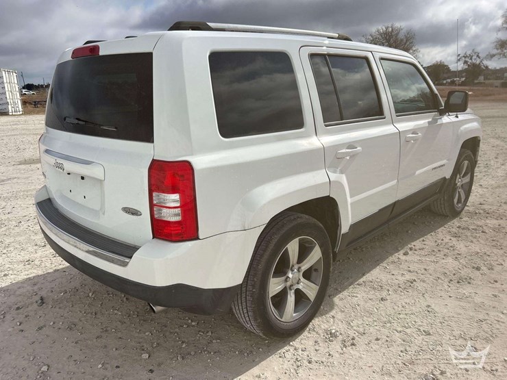 2017-jeep-patriot-image-3