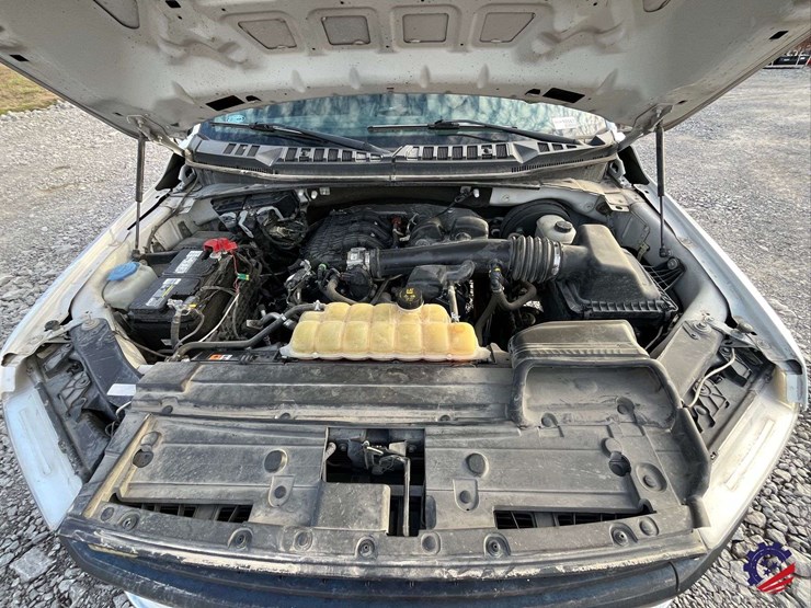 2020-ford-f150-xl-image-37