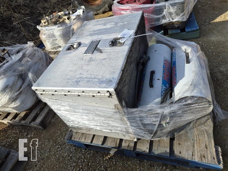 merritt-truck-tool-box-&-jobsite-propane-heater-image-2