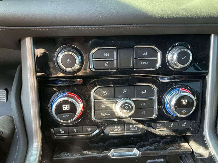 2024-gmc-yukon-denali-image-23