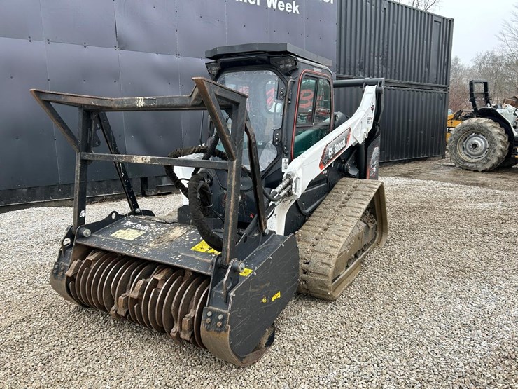 2022-bobcat-t76-image-8