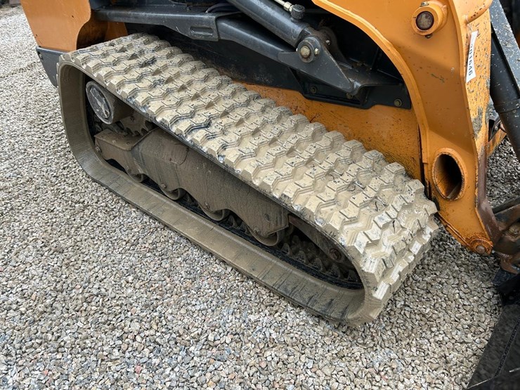 2021-case-tv450b-image-12