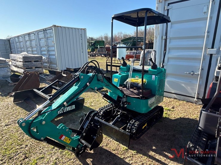 new/unused-findustry-h115r-mini-excavator-image-4