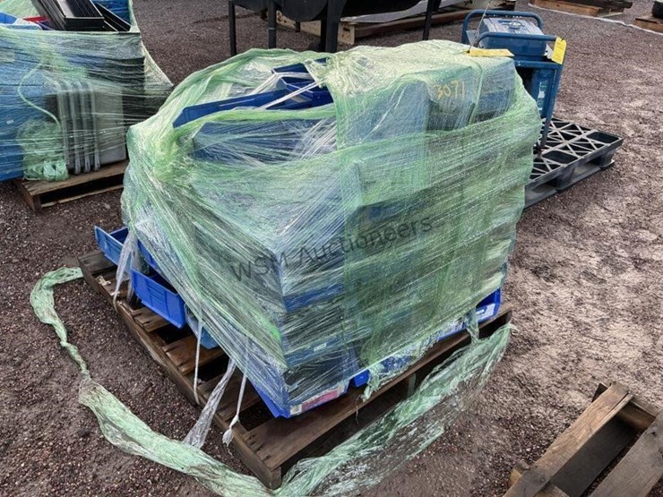 pallet-of-organizer-bins-image-1