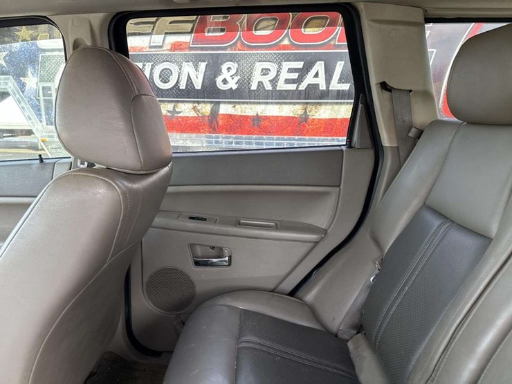 jeep-grand-cherokee-image-19