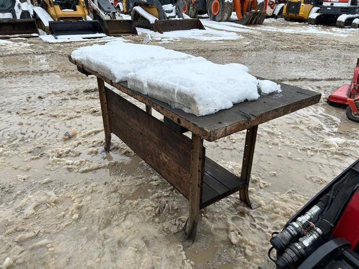 30”-x-72”-shop-table-image-3