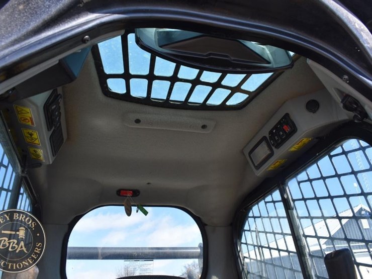 2022-caterpillar-259d3-image-46