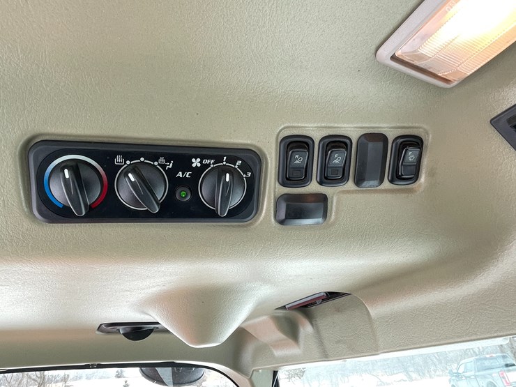 kubota-m8540-image-28