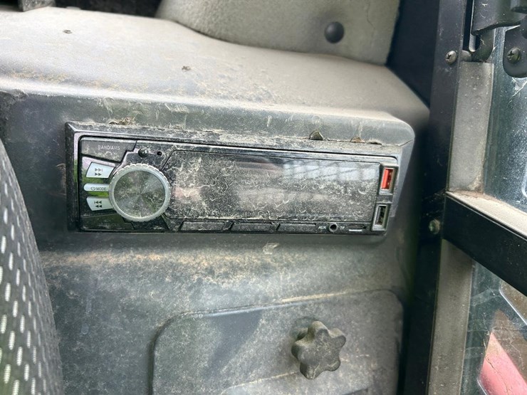 2020-caterpillar-279d3-image-28