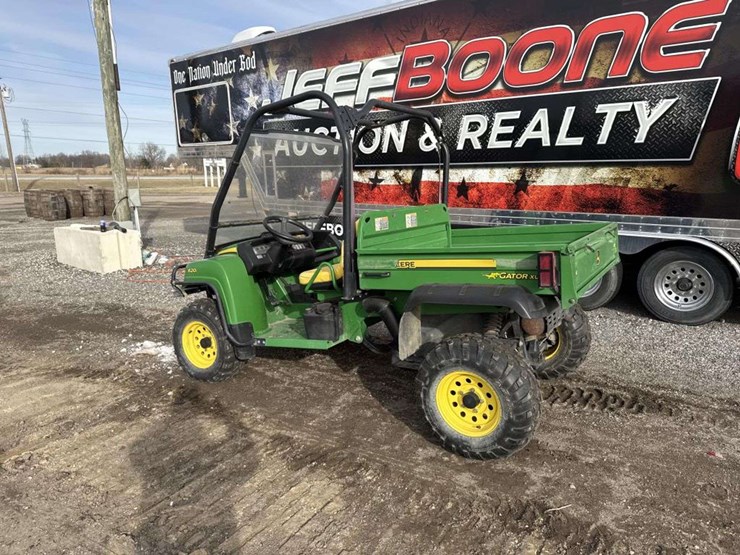 john-deere-gator-image-2