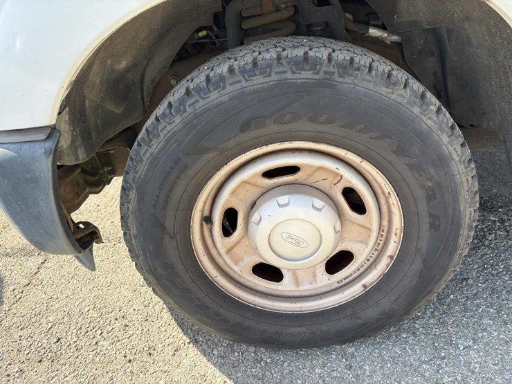 2011-ford-f250-image-28