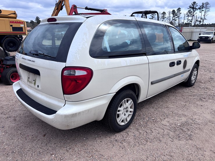 2007-dodge-grand-caravan-image-3