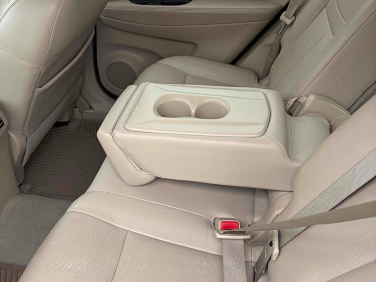 2014-nissan-rogue-sl-image-12