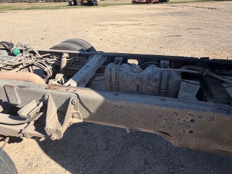 2018-ford-f550-image-26