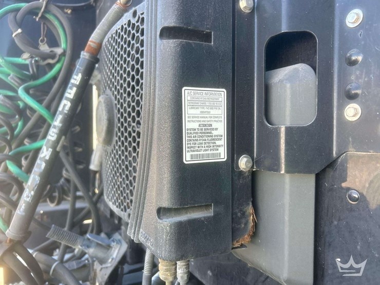 2020-peterbilt-579-image-10