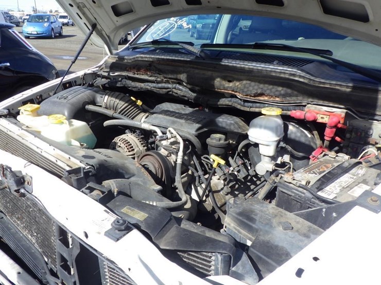 2005-dodge-ram-2500-image-10