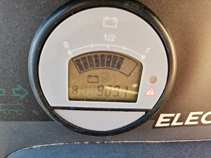 john-deere-gator-image-21