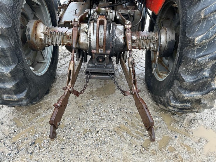 massey-ferguson-1085-image-13