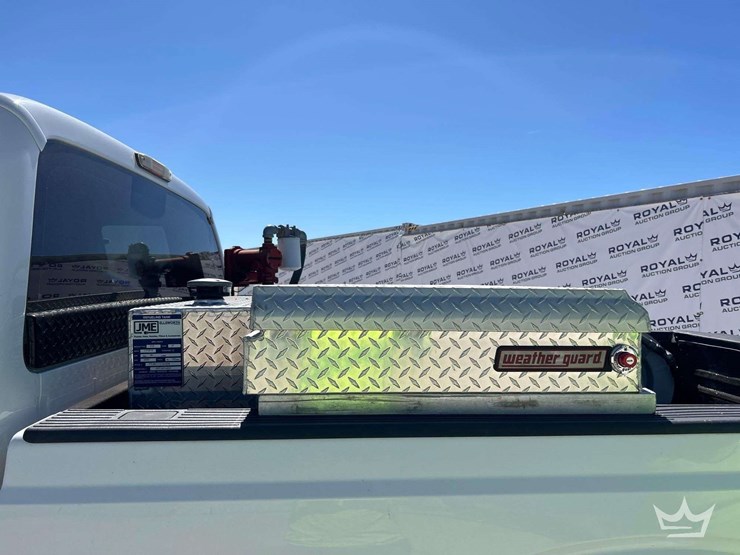 2015-ford-f350-image-13