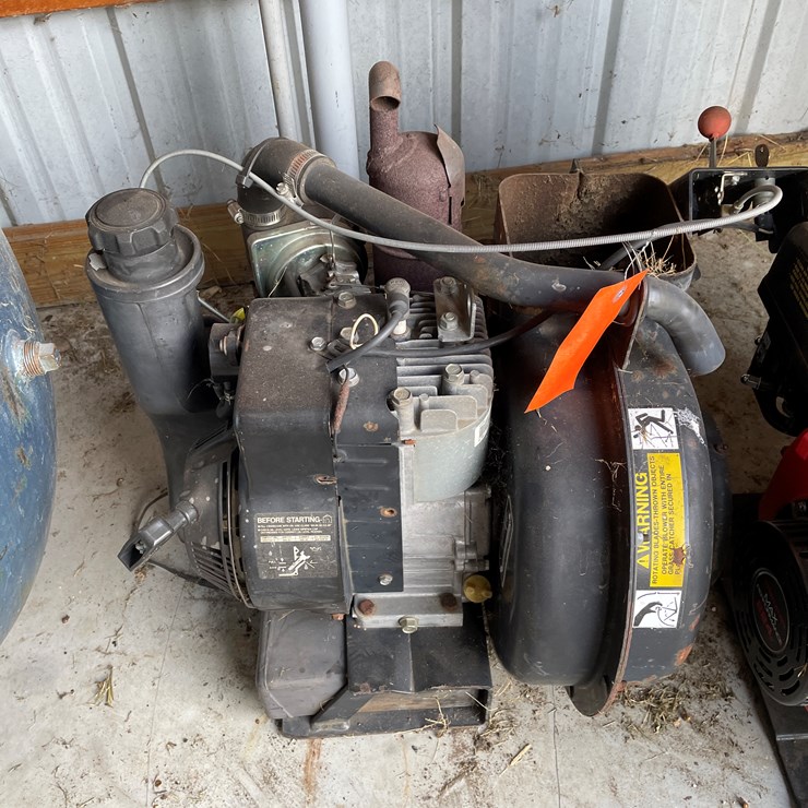 #7598 • Gas Powered Blower