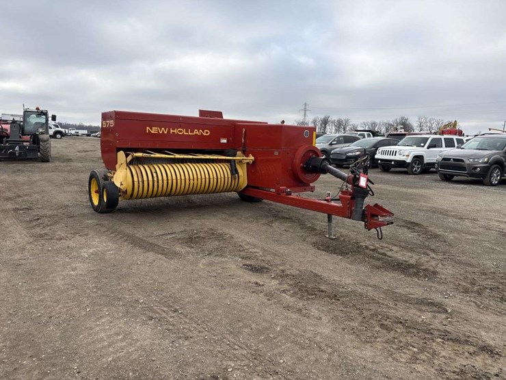 new-holland-575-image-5