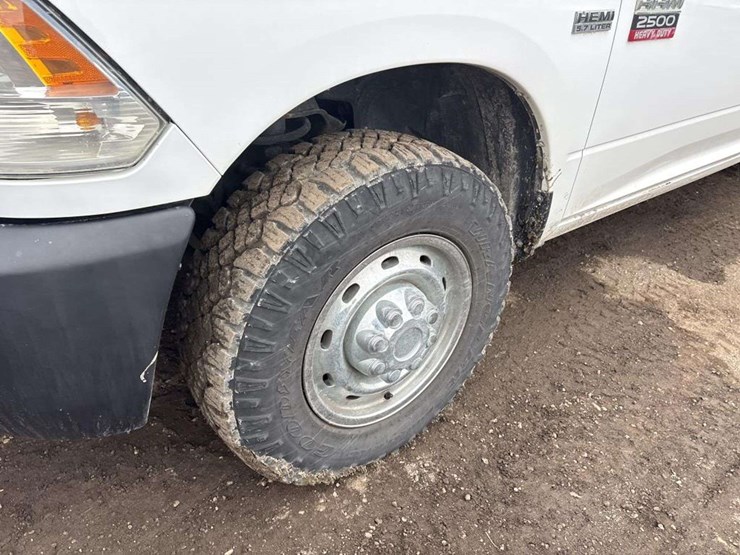 2012-dodge-ram-2500-image-8