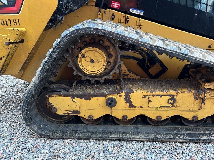 2020-caterpillar-299d3-xe-image-13