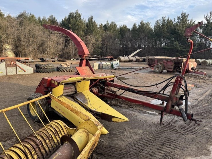 new-holland-770w-image-7