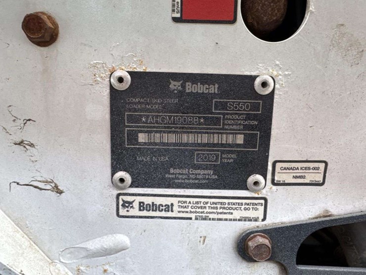 2019-bobcat-s550-image-23
