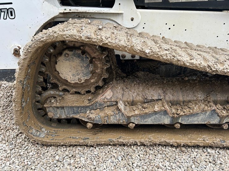 2018-bobcat-t770-image-13