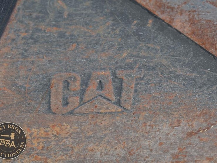 2022-caterpillar-259d3-image-24