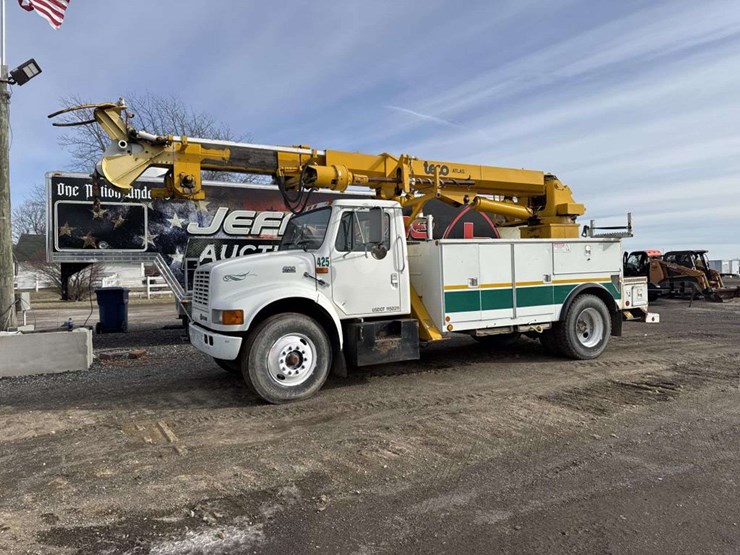 1999-international-4900-image-1