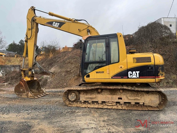 2006-caterpillar-312cl-image-3