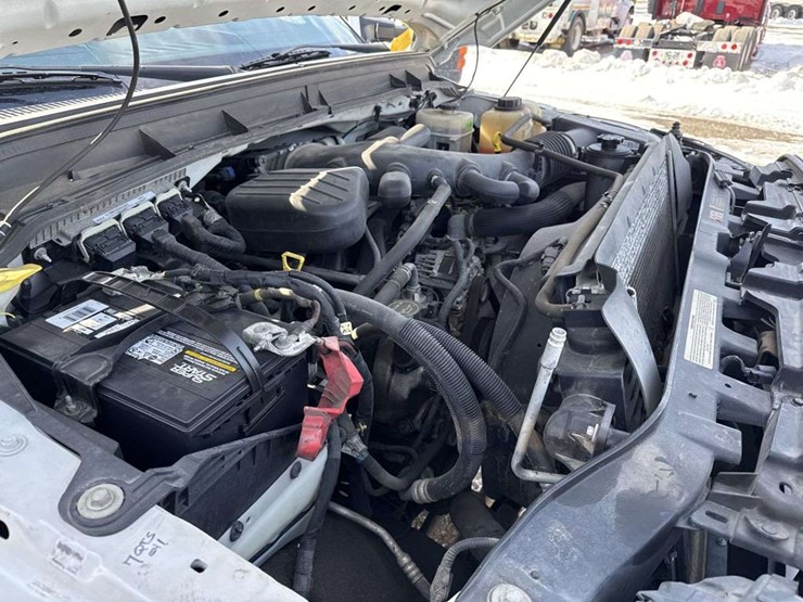 2014-ford-f550-image-24