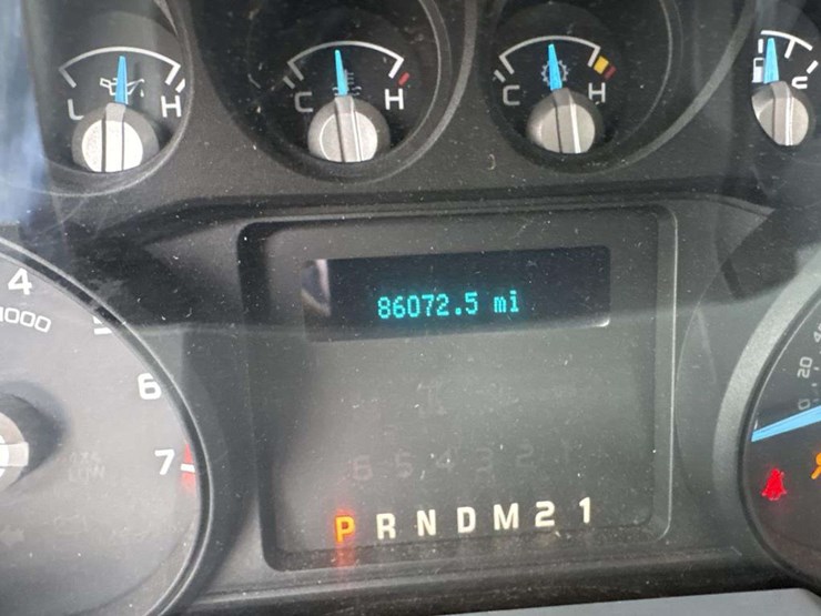 2016-ford-f350-image-23